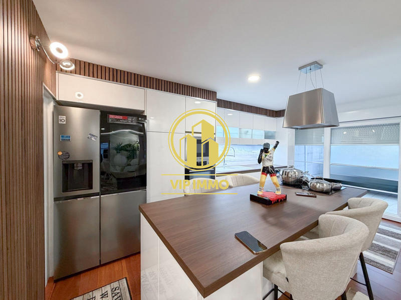 Maison - 111 m² - 4 pièces