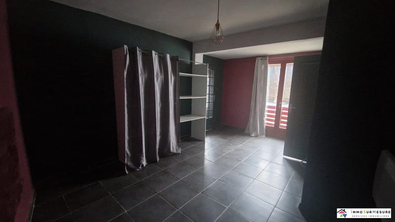 Maison - 300 m² - 10 pièces