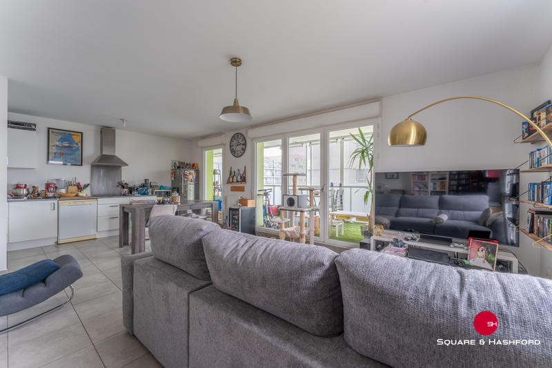 Appartement - 84 m² - 4 pièces