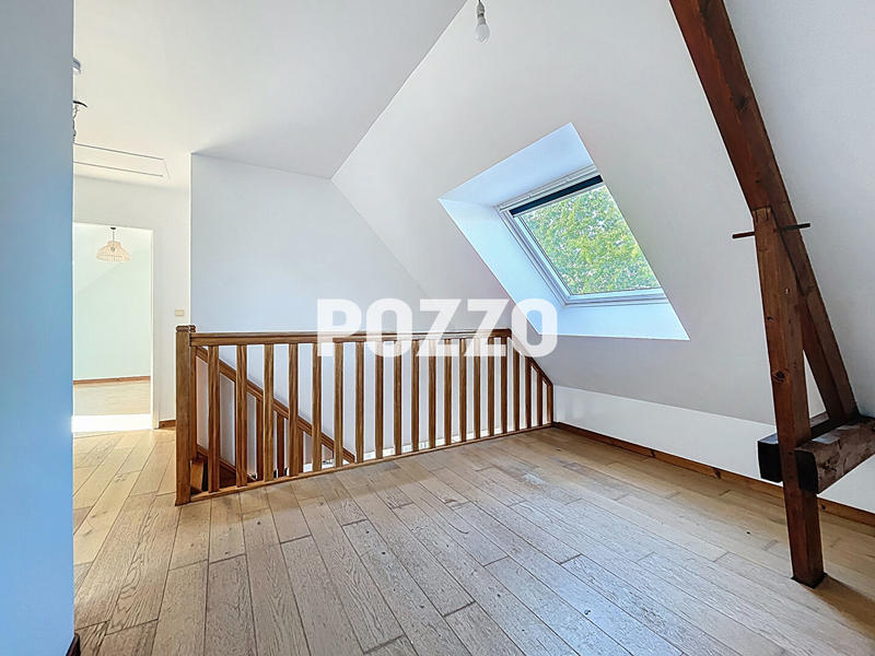 Maison - 102 m² - 5 pièces