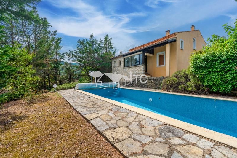 Maison - 154 m² - 7 pièces