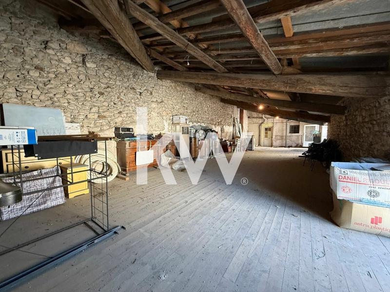 Maison - 140 m² - 4 pièces