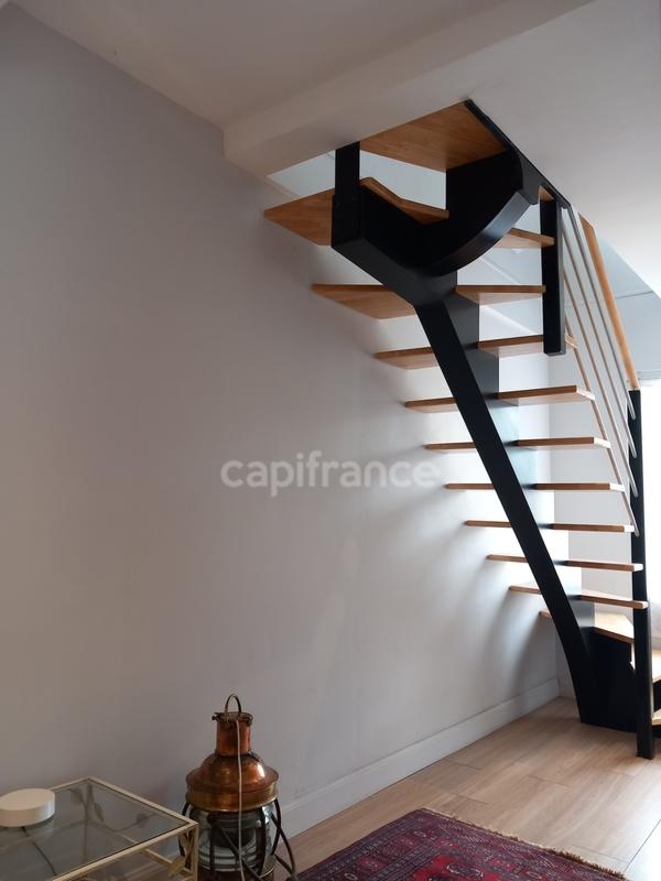 Maison - 138 m² - 8 pièces