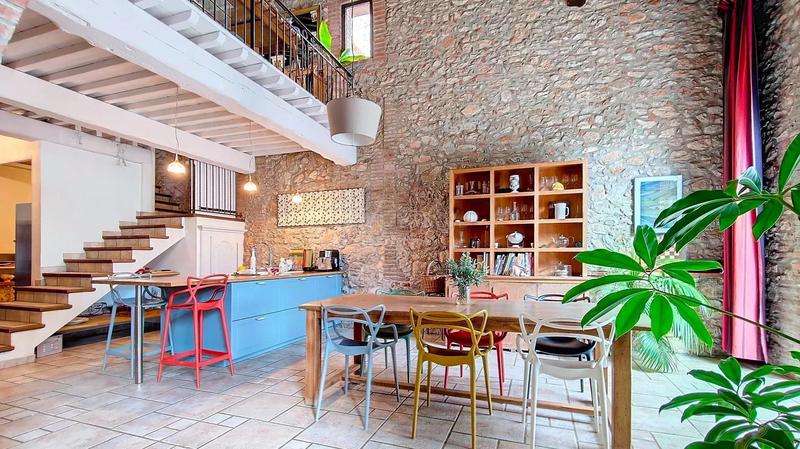 Maison - 496 m² - 12 pièces