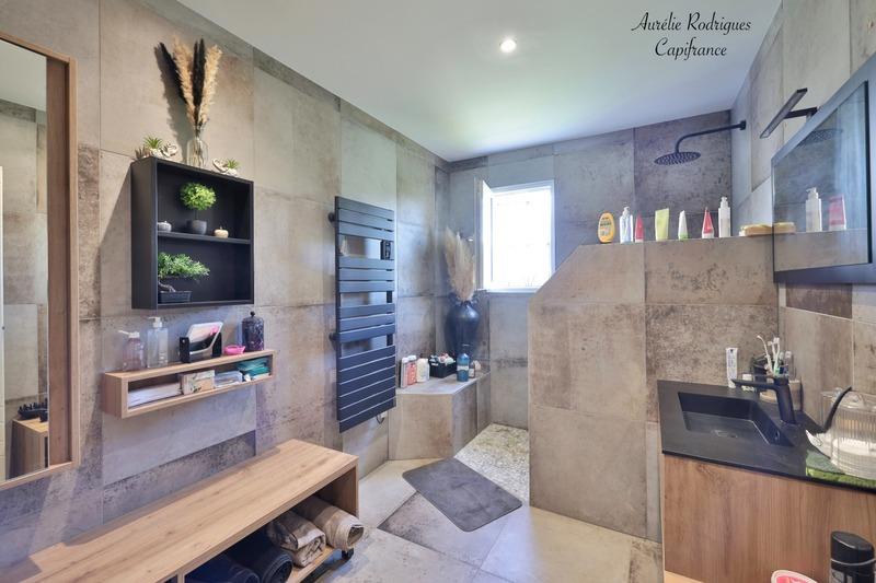 Maison - 115 m² - 6 pièces