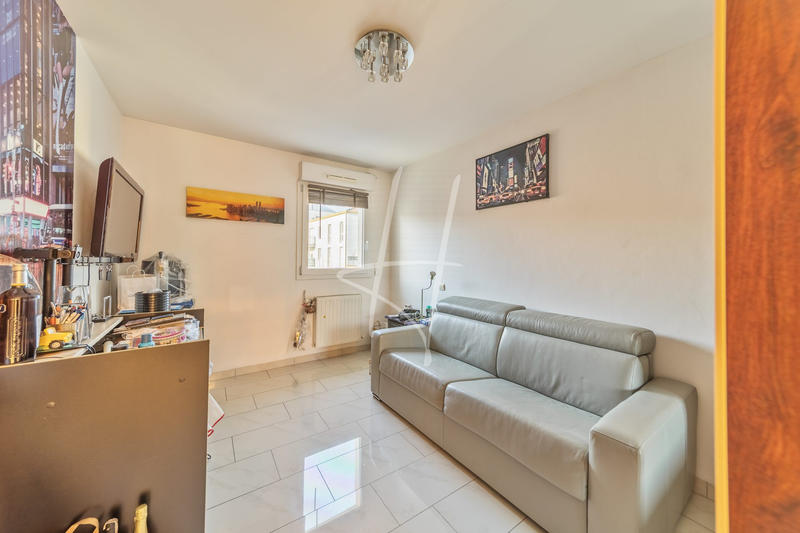 Appartement - 81 m² - 4 pièces