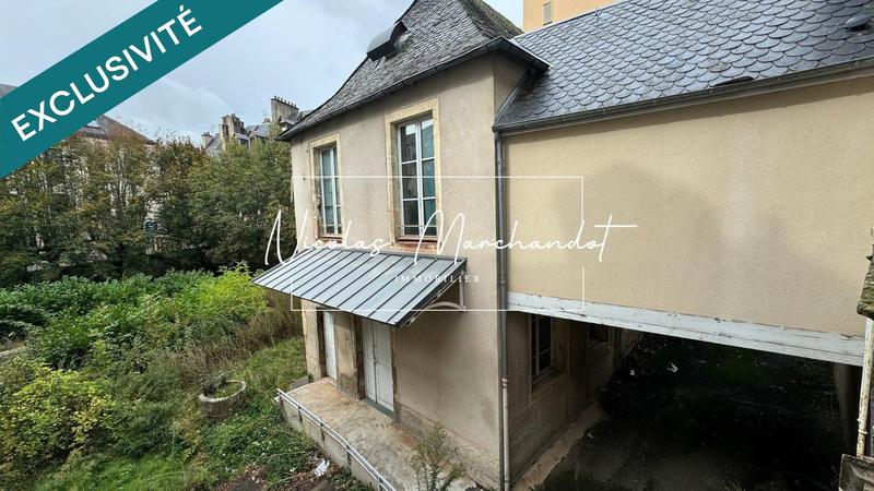 Immeuble - 3 720 m²