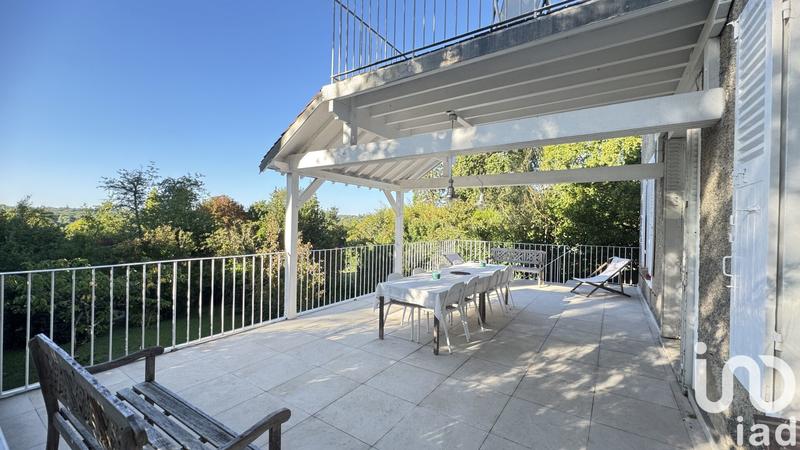 Maison - 261 m² - 12 pièces