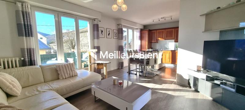 Appartement ancien - 66 m² - 3 pièces