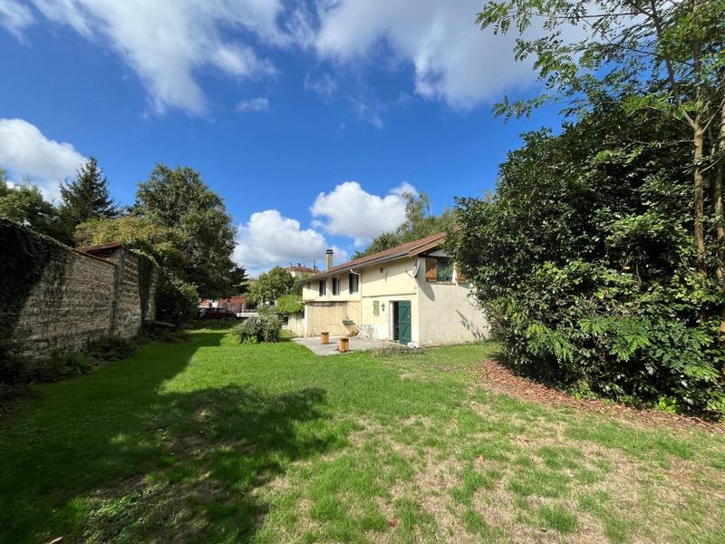 Maison - 106 m² - 4 pièces