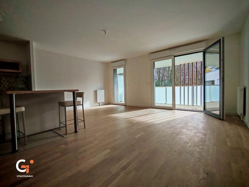 Appartement - 81 m² - 3 pièces