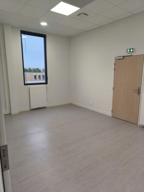 Bureau - 149 m²