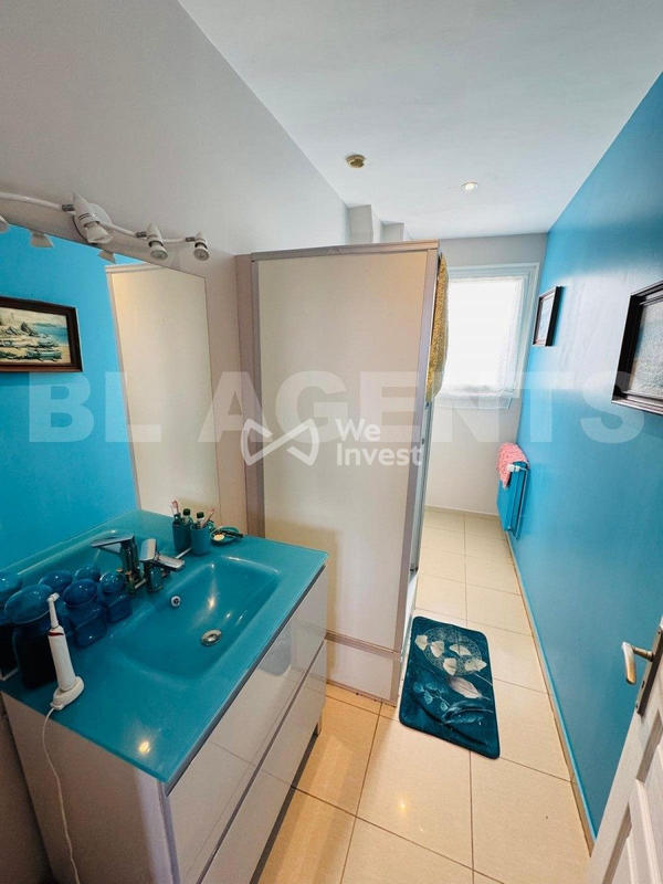 Appartement - 90 m² - 6 pièces