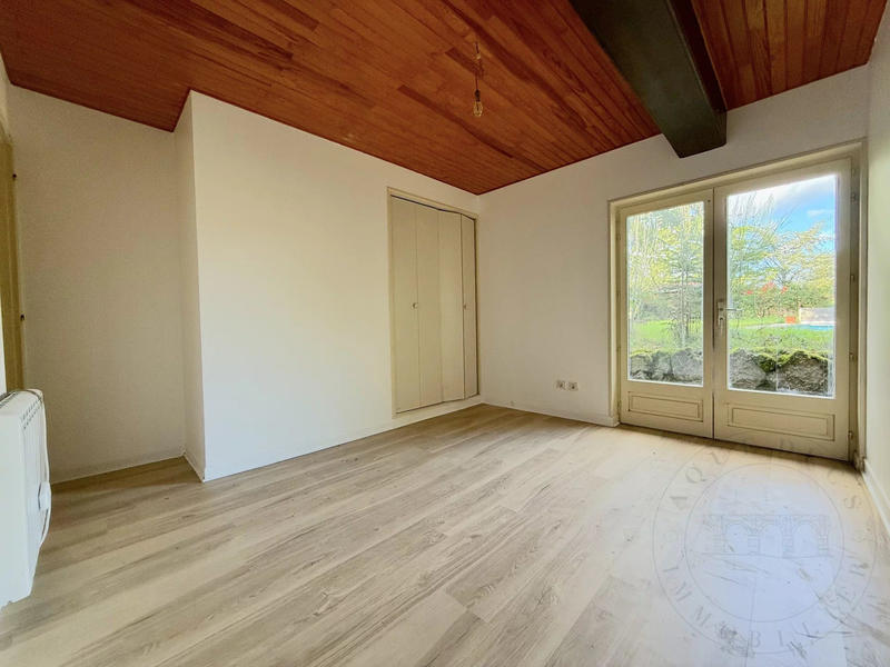 Maison - 168 m² - 7 pièces