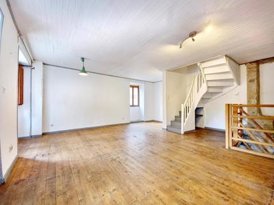 Maison de village - 147 m² - 5 pièces