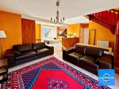 Maison - 107 m² - 6 pièces