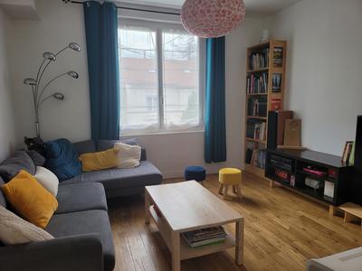 Maison - 96 m² - 6 pièces