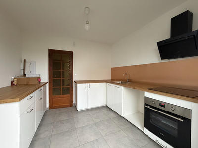 Maison - 178 m² - 7 pièces