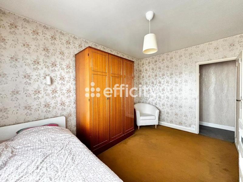 Appartement - 93 m² - 4 pièces
