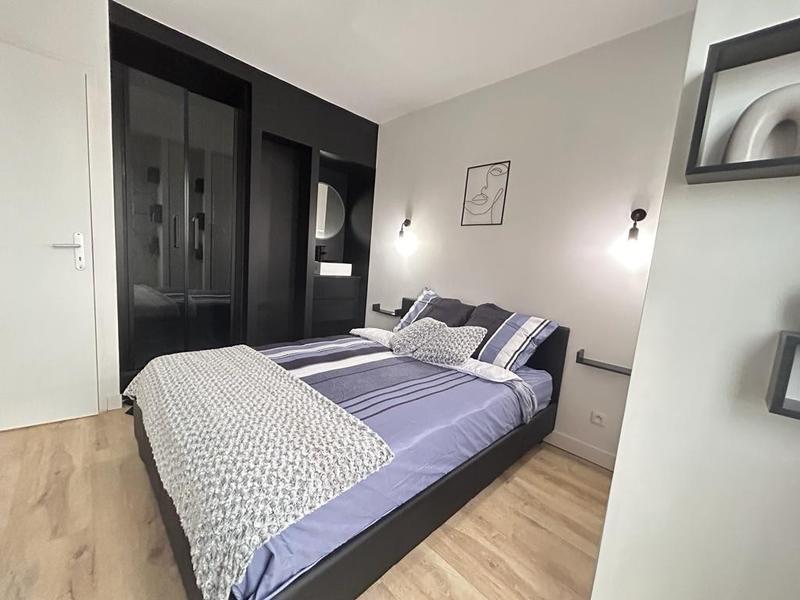 Chambre - 13 m² - 1 pièce