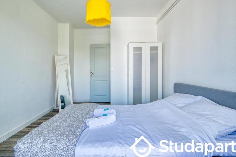 Appartement - 103 m² - 5 pièces