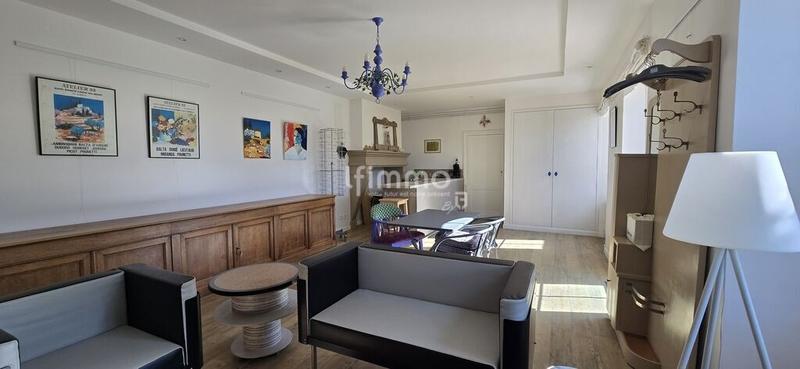 Maison en pierre - 225 m² - 6 pièces