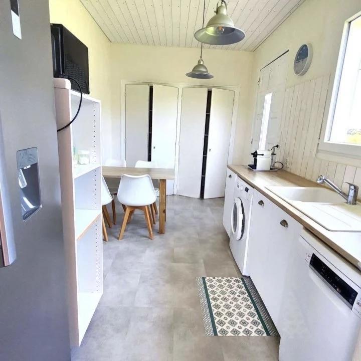 Demeure - 311 m² - 12 pièces