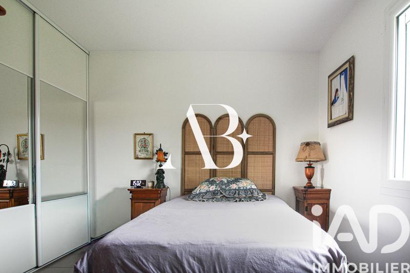 Maison - 168 m² - 8 pièces