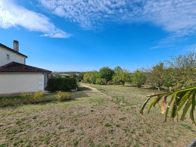 Propriété - 460 m² - 14 pièces