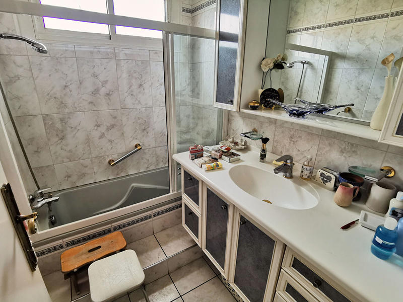 Villa - 185 m² - 6 pièces