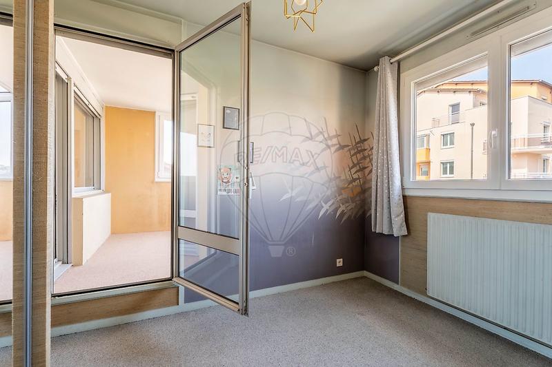 Appartement - 112 m² - 5 pièces