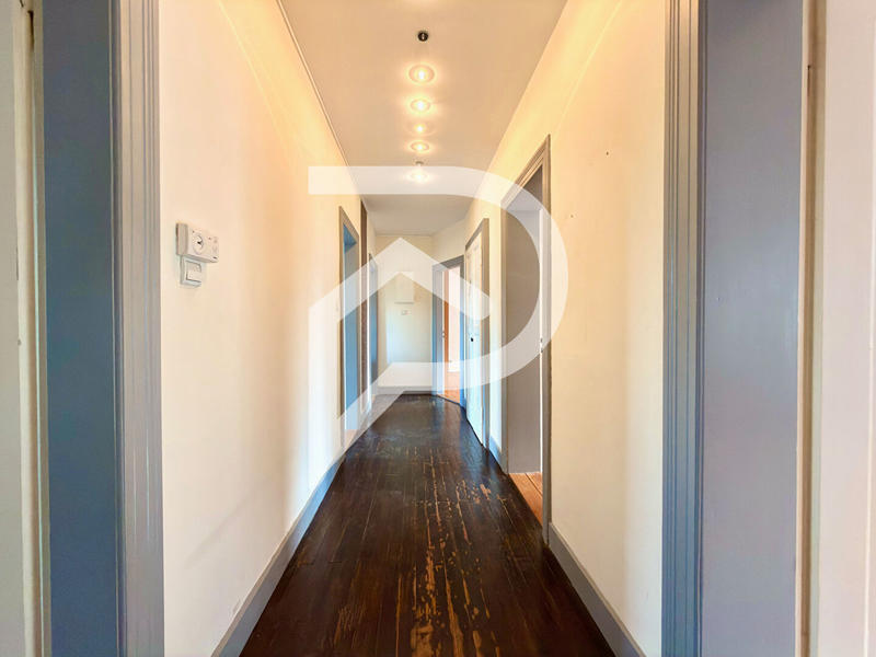 Appartement - 92 m² - 4 pièces