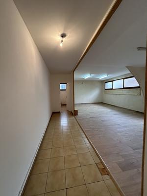 Local d'activités - 94 m² - 4 pièces