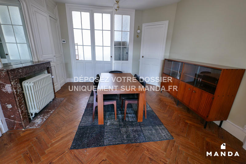 Appartement - 75 m² - 2 pièces