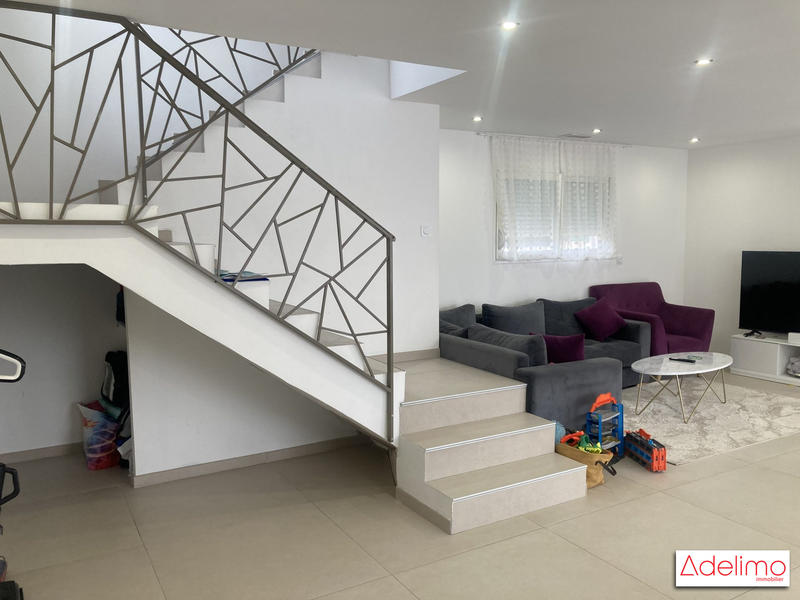 Maison - 124 m² - 5 pièces