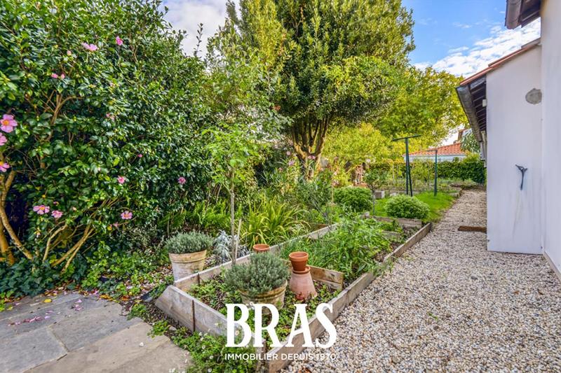 Maison - 148 m² - 8 pièces