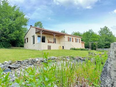 Maison - 112 m² - 4 pièces