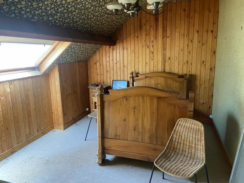 Propriété - 5 000 m² - 9 pièces