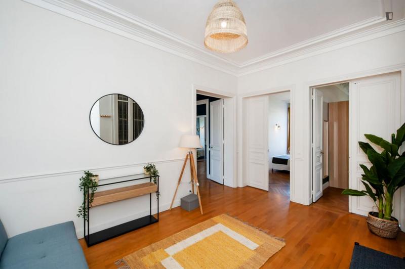 Chambre - 17 m² - 7 pièces