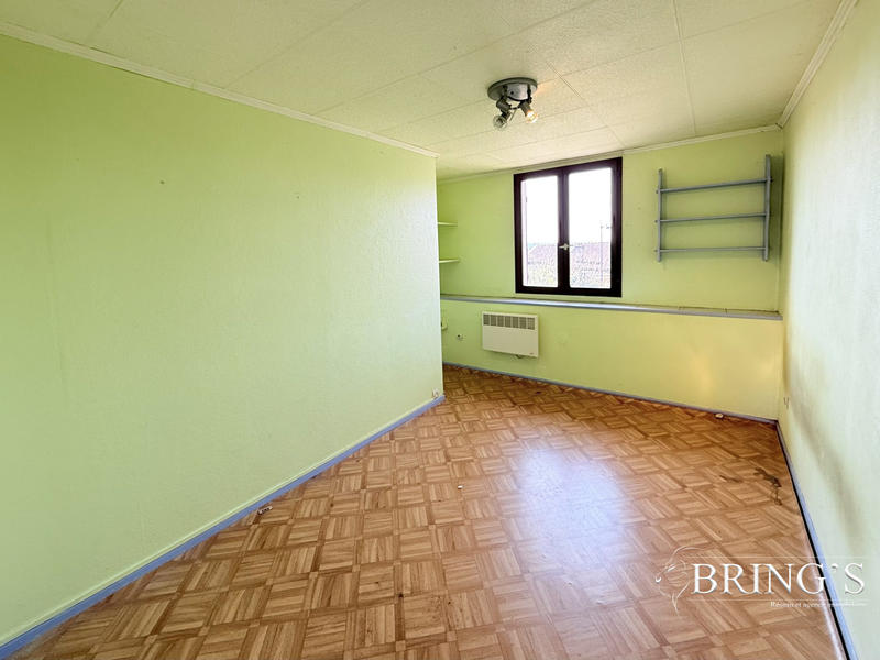 Maison - 80 m² - 5 pièces