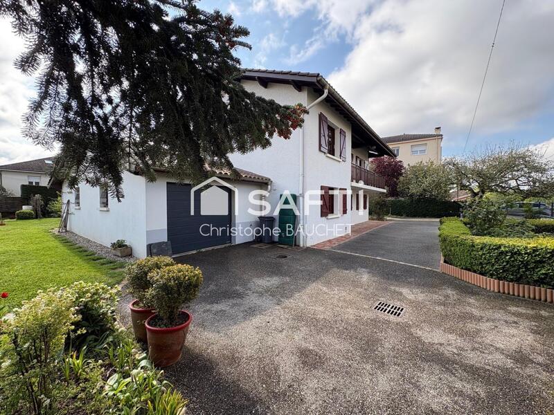 Maison de ville - 168 m² - 6 pièces