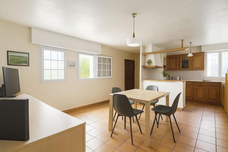 Maison - 100 m² - 6 pièces