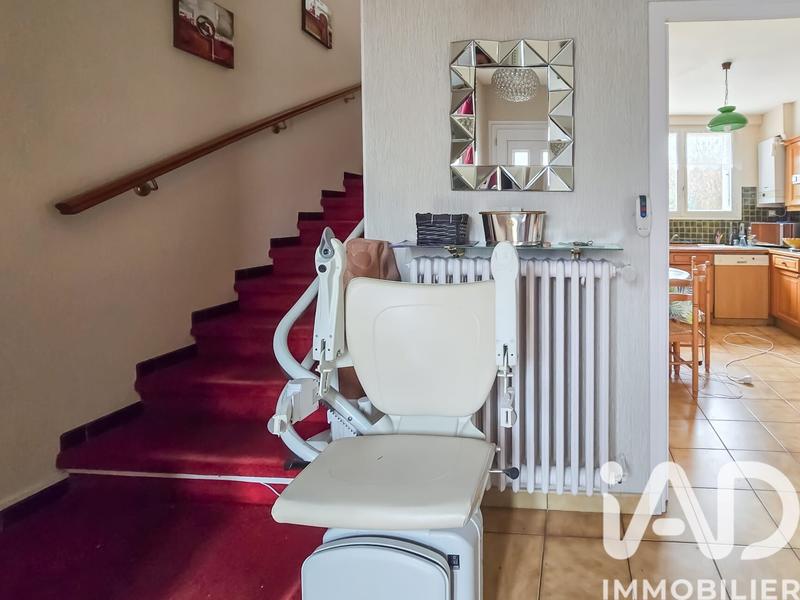 Maison - 90 m² - 5 pièces