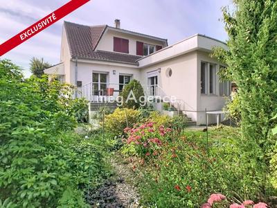 Maison - 170 m² - 6 pièces