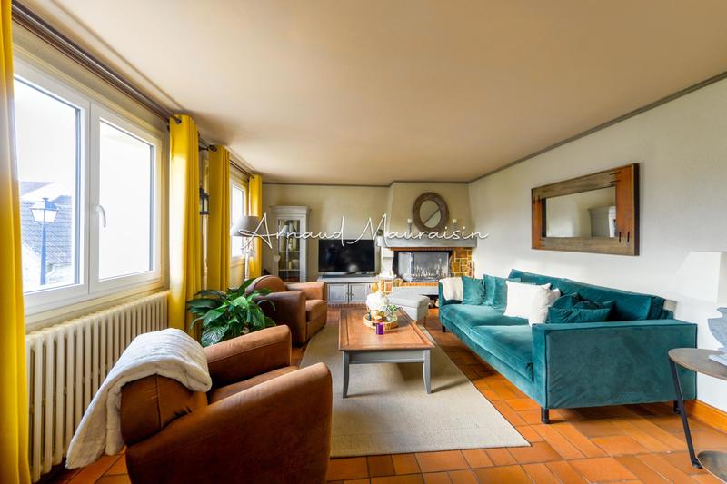 Appartement - 137 m² - 6 pièces