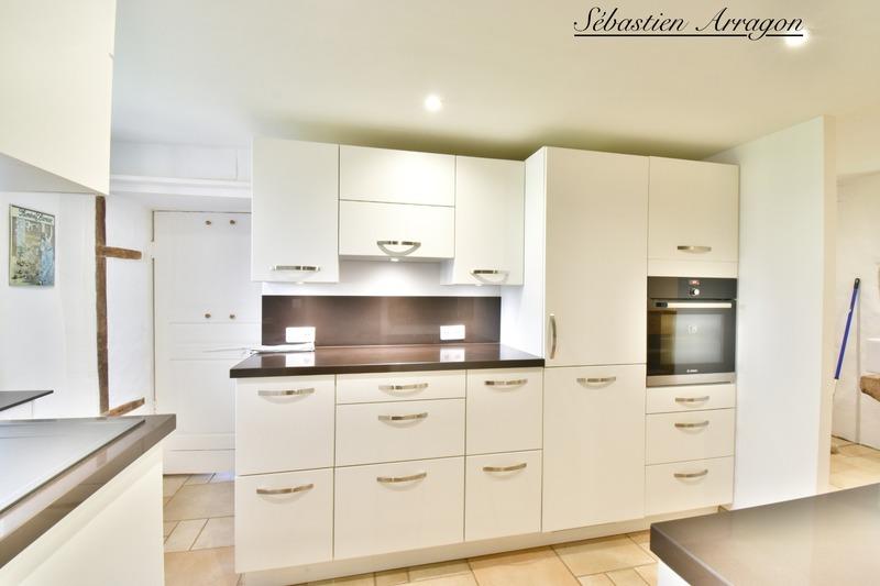 Maison en pierre - 190 m² - 8 pièces