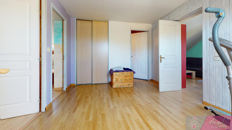 Maison - 130 m² - 7 pièces