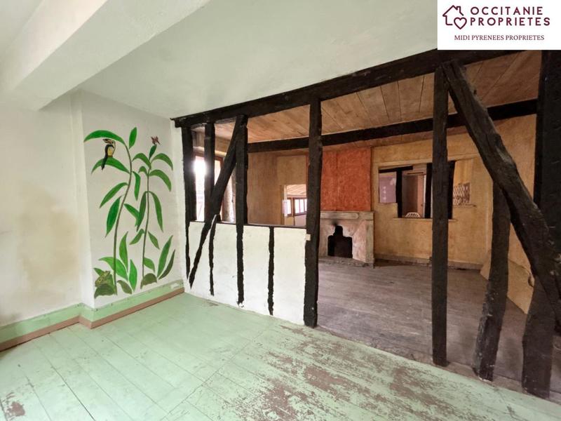 Maison de village - 260 m² - 6 pièces