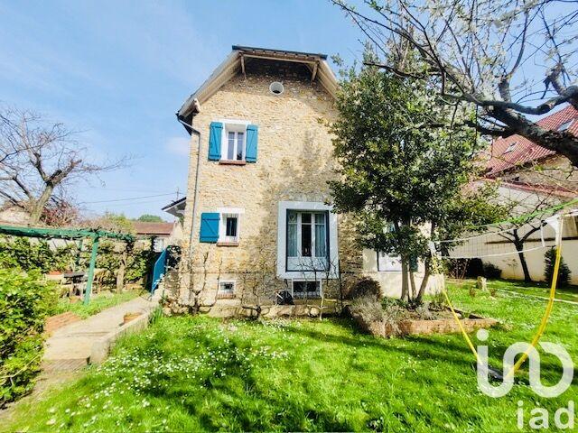 Maison - 139 m² - 8 pièces