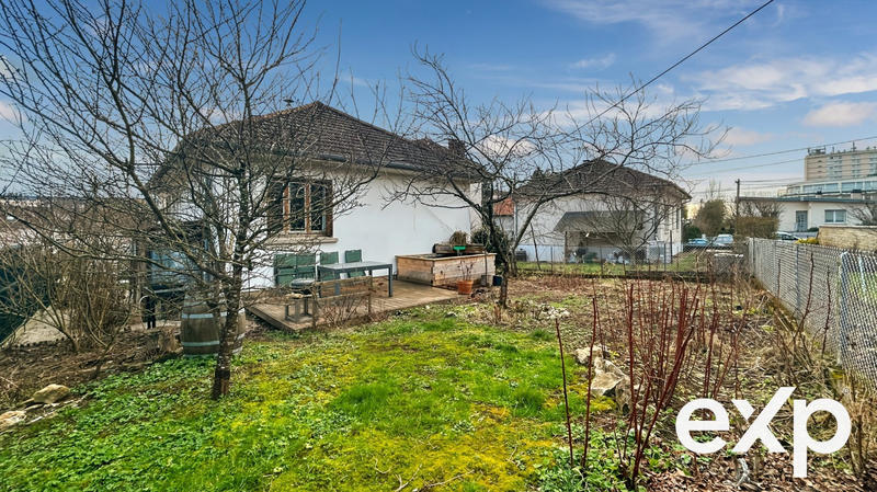 Maison - 100 m² - 5 pièces